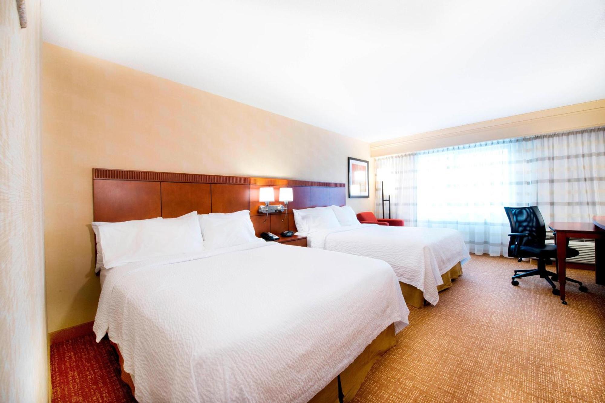 Hotel Courtyard By Marriott Mississauga-Airport Corporate Centre West Exterior foto